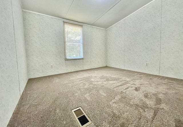 1288 Flint Hill RD, Moneta, VA 24121