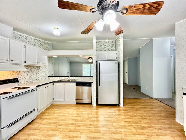 1288 Flint Hill RD, Moneta, VA 24121