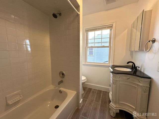 511 Grove Street, Dunellen, NJ 08812