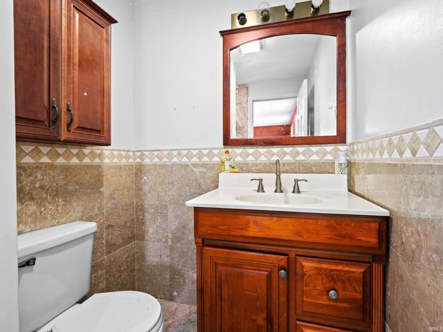 6803 Nordale Drive, Fort Wayne, IN 46804