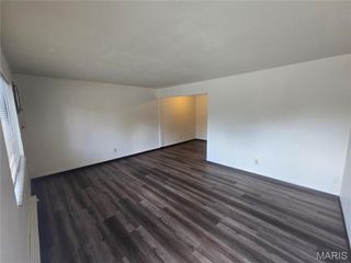 4500 W Washington Street B-7, Belleville, IL 62226