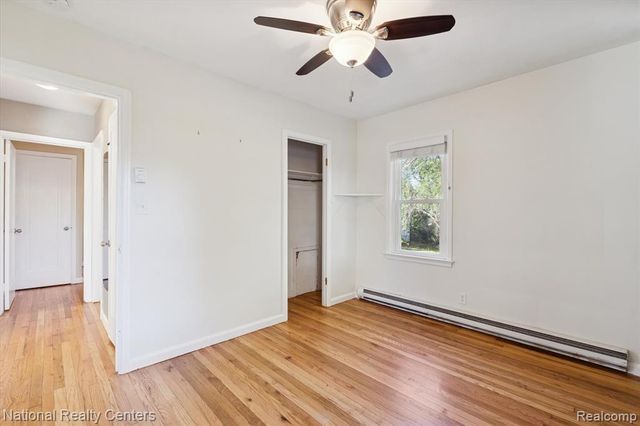 1127 E Commerce Street, Milford, MI 48381