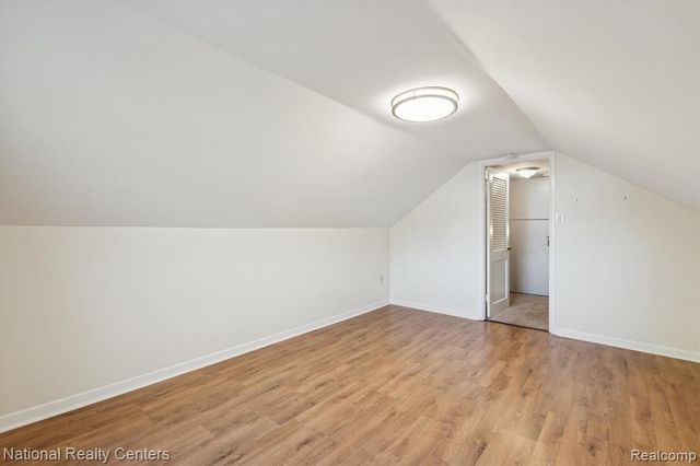 1127 E Commerce Street, Milford, MI 48381