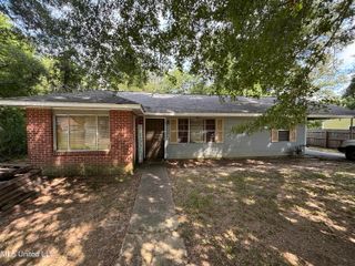 3920 Walker Avenue, Jackson, MS 39212