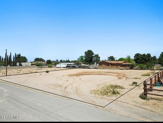 11429 Roseville Drive, Socorro, TX 79927