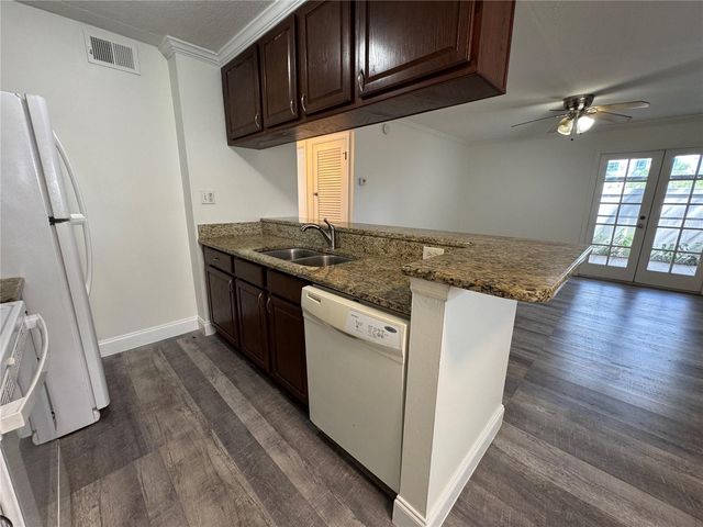 5306 W KENNEDY BOULEVARD 112, Tampa, FL 33609
