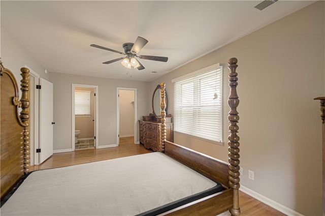 2418 NE PURSELL Road, Gladstone, MO 64118