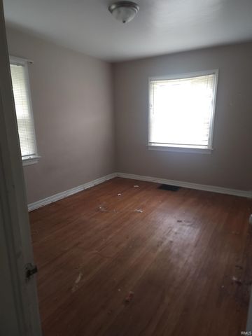 116 Burns Boulevard, Fort Wayne, IN 46807