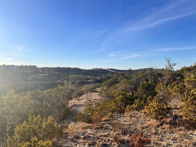 1008 Bell Springs RD, Dripping Springs, TX 78620