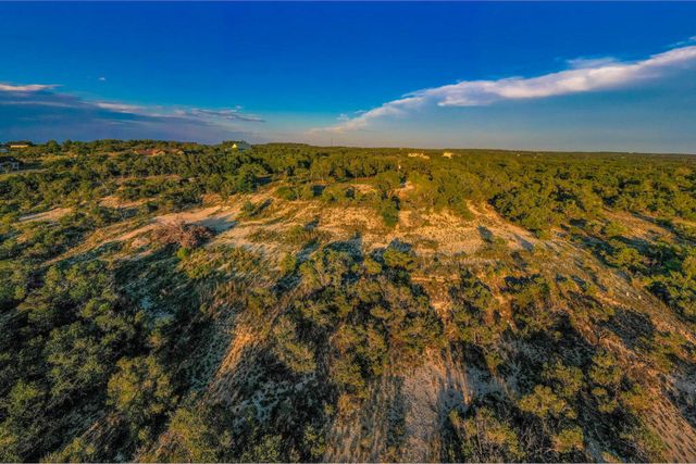 1008 Bell Springs RD, Dripping Springs, TX 78620