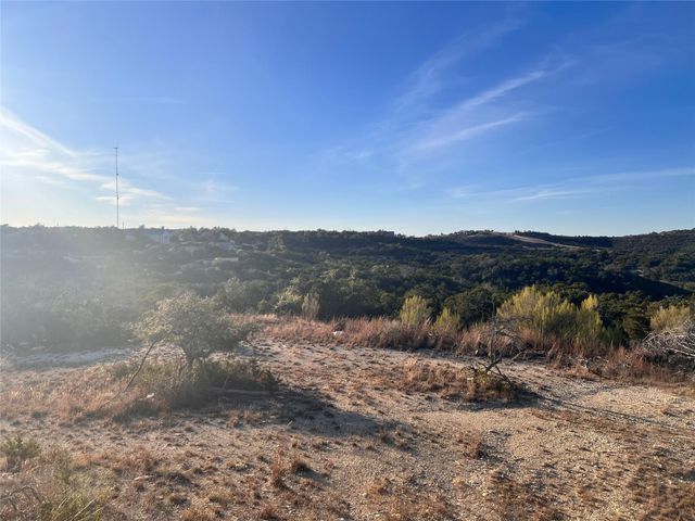 1008 Bell Springs RD, Dripping Springs, TX 78620