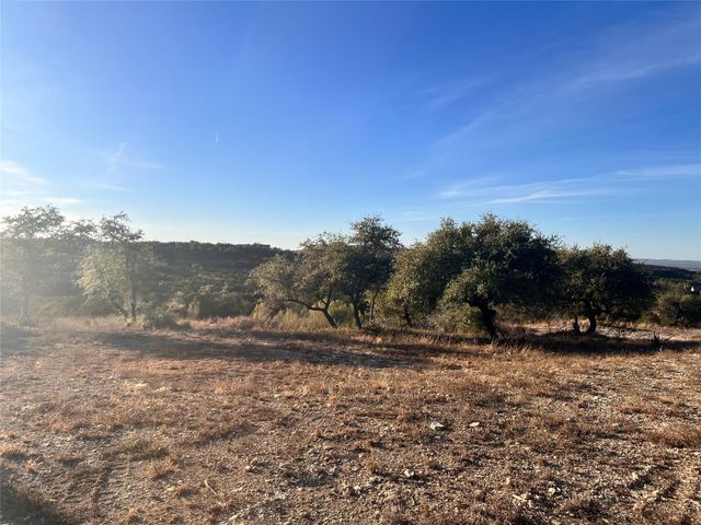 1008 Bell Springs RD, Dripping Springs, TX 78620