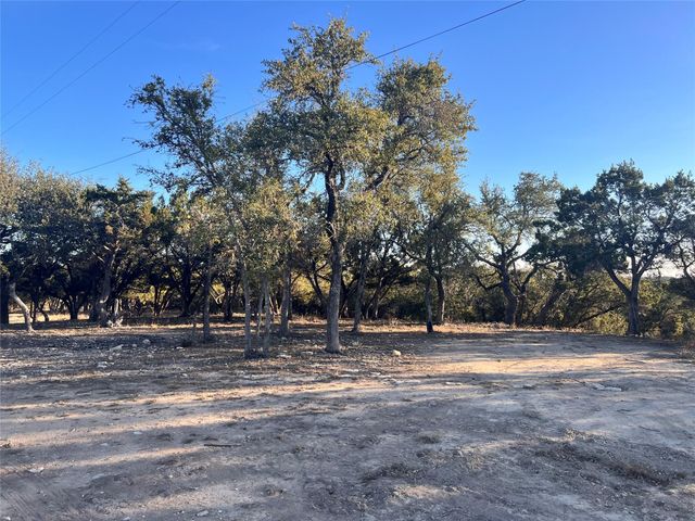 1008 Bell Springs RD, Dripping Springs, TX 78620