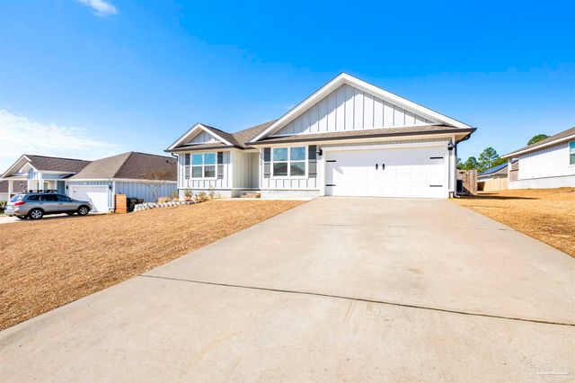3869 James Stovall St, Pensacola, FL 32526