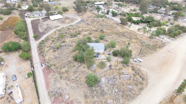 21720 John, Perris, CA 92570