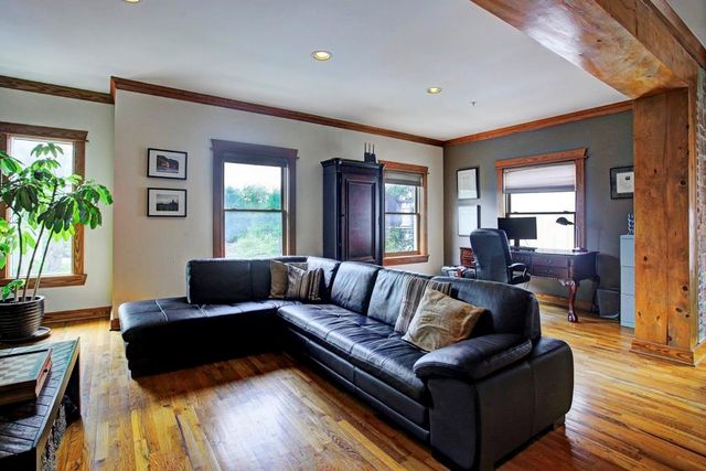 215 W Norma Street 302, Houston, TX 77009