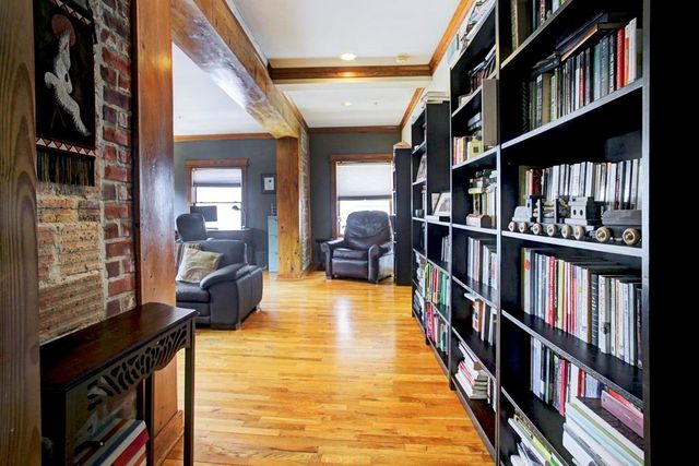 215 W Norma Street 302, Houston, TX 77009