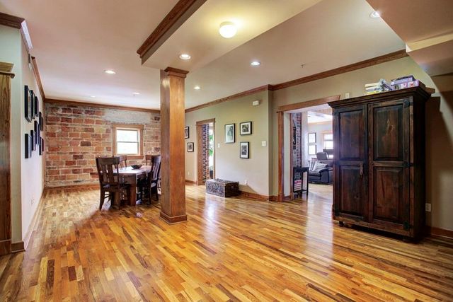 215 W Norma Street 302, Houston, TX 77009