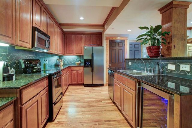 215 W Norma Street 302, Houston, TX 77009