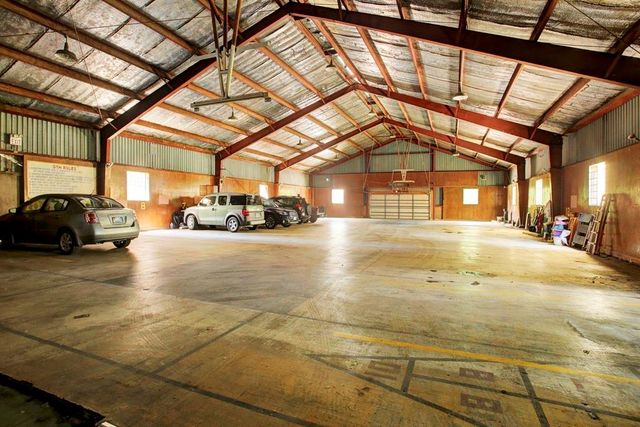 215 W Norma Street 302, Houston, TX 77009