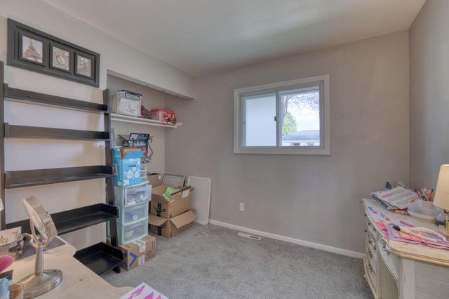 5674 79th STREET, Milwaukee, WI 53218