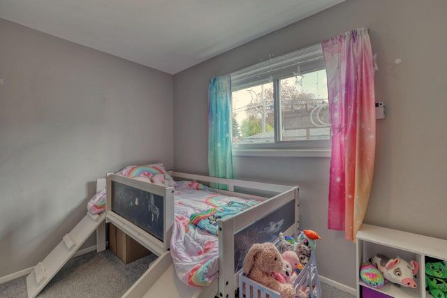 5674 79th STREET, Milwaukee, WI 53218