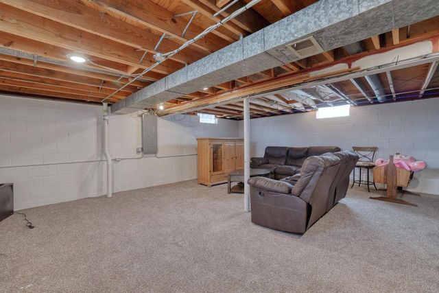 5674 79th STREET, Milwaukee, WI 53218