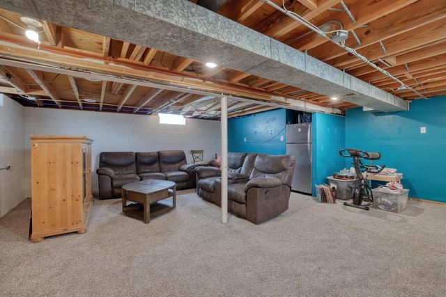 5674 79th STREET, Milwaukee, WI 53218