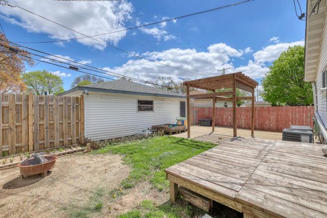 5674 79th STREET, Milwaukee, WI 53218