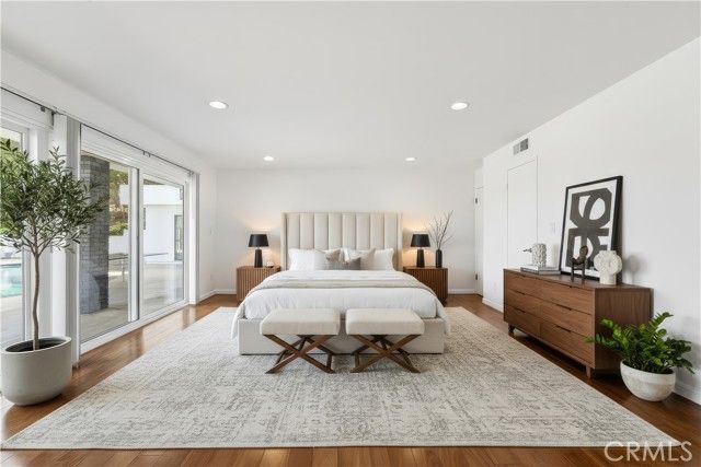 3329 Dona Rosa, Studio City (los Angeles), CA 91604