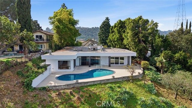 3329 Dona Rosa, Studio City (los Angeles), CA 91604