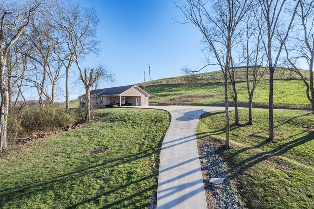 204 Church St, Petersburg, TN 37144