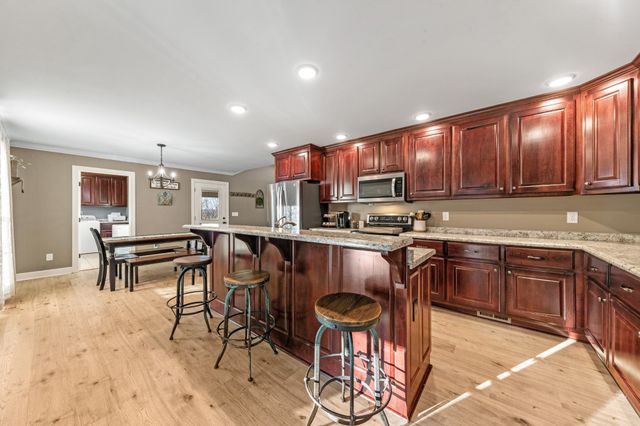 204 Church St, Petersburg, TN 37144