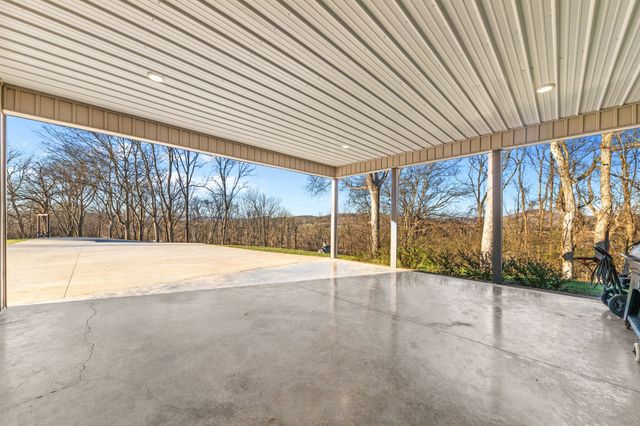 204 Church St, Petersburg, TN 37144