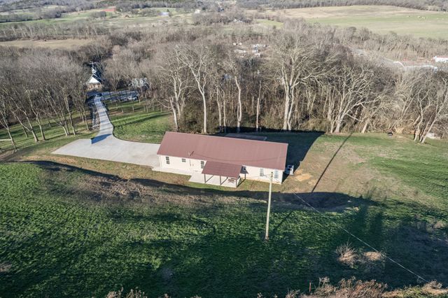 204 Church St, Petersburg, TN 37144