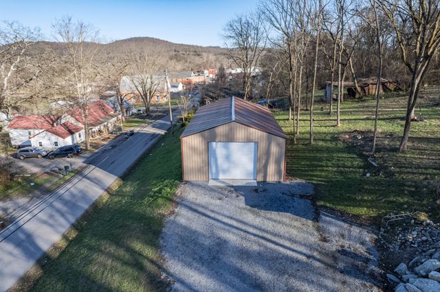 204 Church St, Petersburg, TN 37144