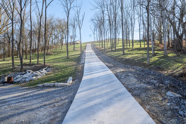 204 Church St, Petersburg, TN 37144