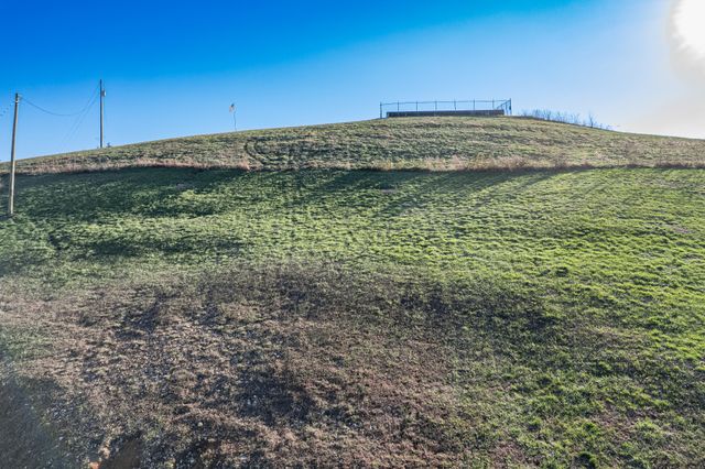 204 Church St, Petersburg, TN 37144