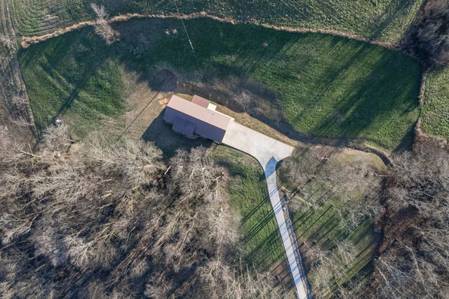 204 Church St, Petersburg, TN 37144