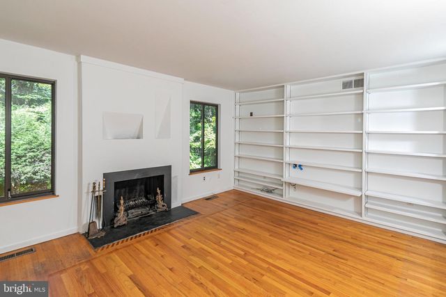 201 WENDOVER DR, Princeton, NJ 08540