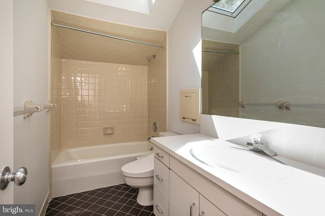 201 WENDOVER DR, Princeton, NJ 08540