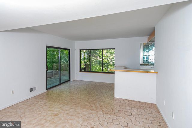 201 WENDOVER DR, Princeton, NJ 08540