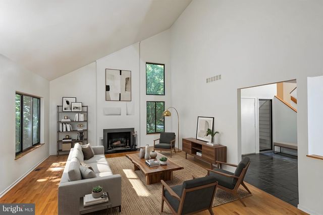 201 WENDOVER DR, Princeton, NJ 08540