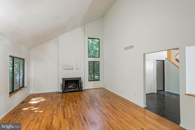 201 WENDOVER DR, Princeton, NJ 08540