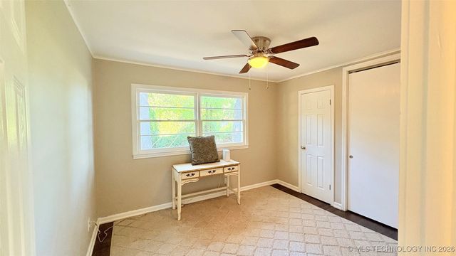 4824 S Owasso Avenue, Tulsa, OK 74105