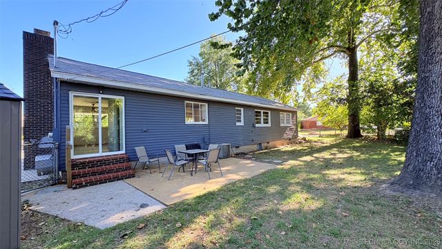 4824 S Owasso Avenue, Tulsa, OK 74105