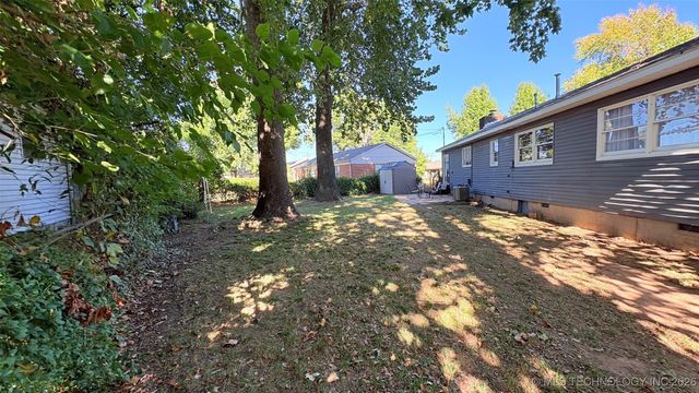 4824 S Owasso Avenue, Tulsa, OK 74105