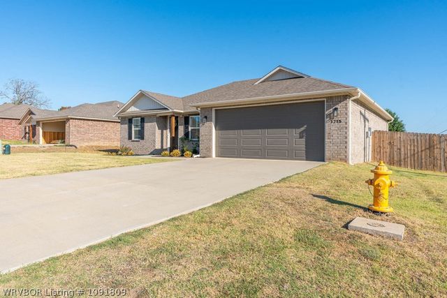 1215 Lavender Road, Bonanza, AR 72916