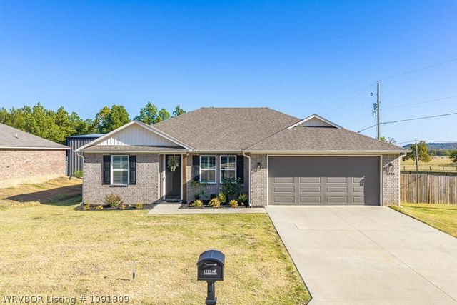 1215 Lavender Road, Bonanza, AR 72916