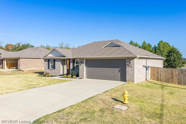 1215 Lavender Road, Bonanza, AR 72916